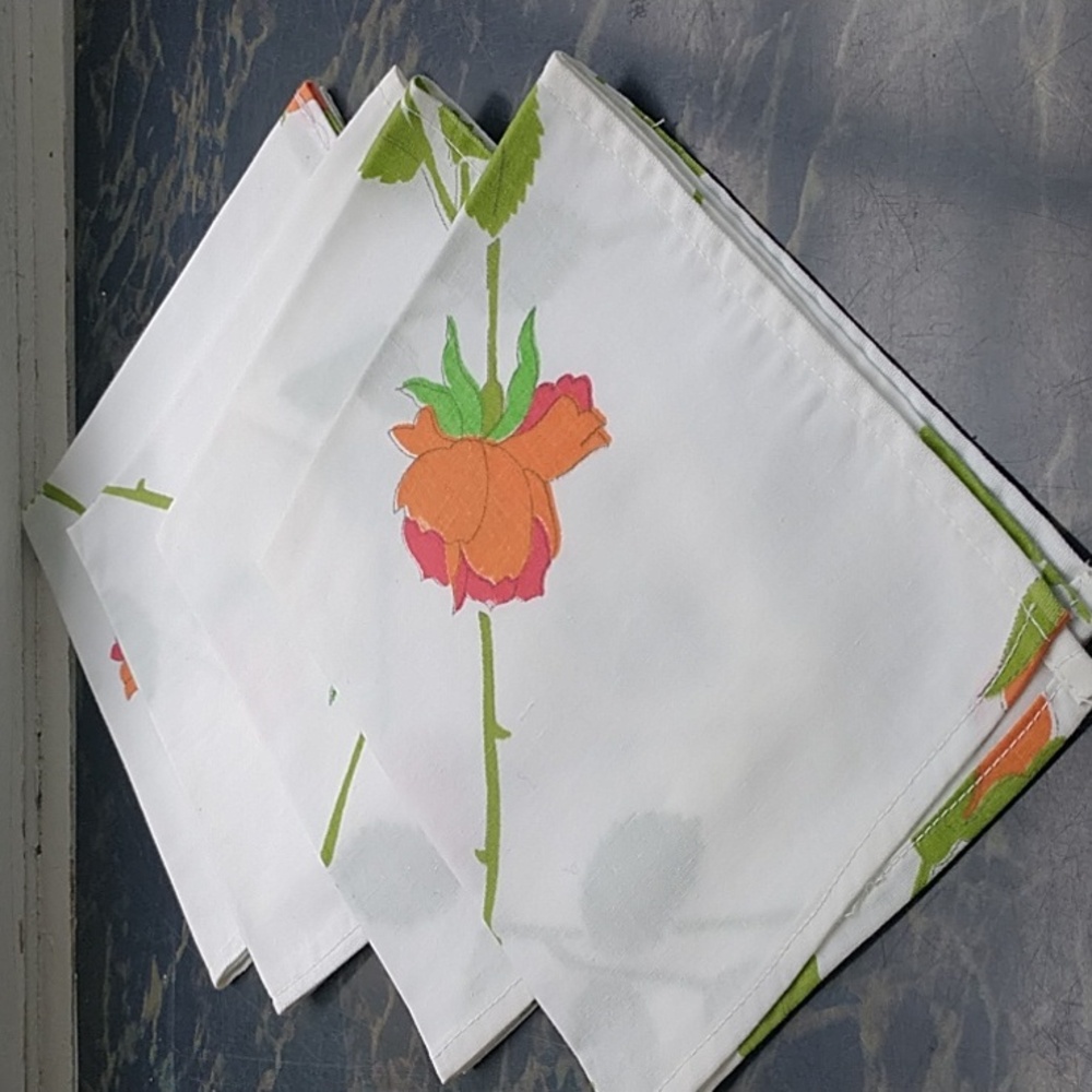 Vintage Cotton Set of Four Floral Dinner Napkins